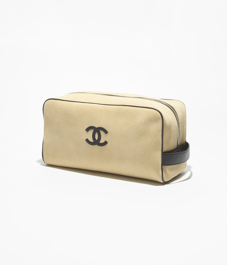Chanel Medium Zipped Pouch