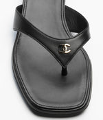 Load image into Gallery viewer, Chanel Thongs Lambskin Black