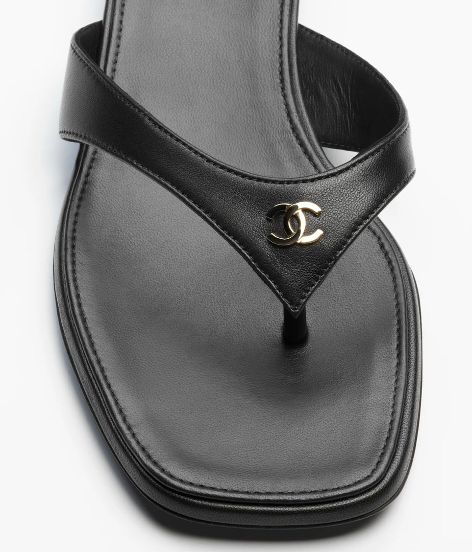 Chanel Thongs Lambskin Black
