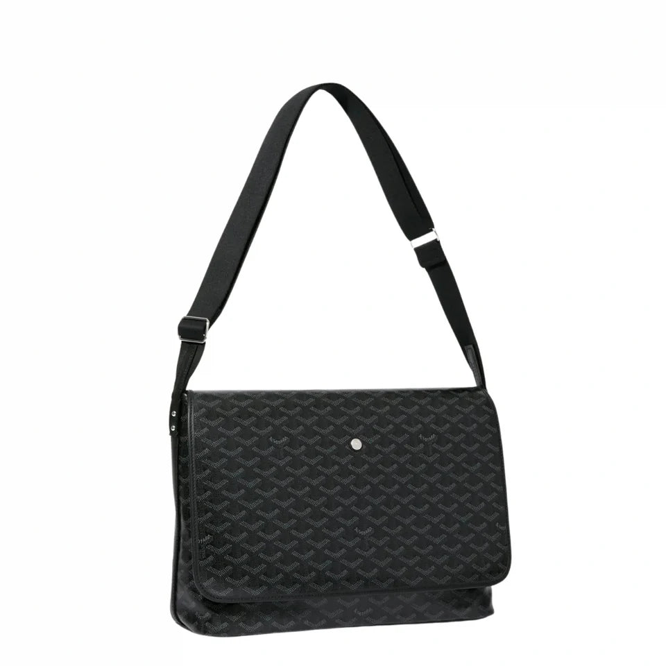 Goyard Capetien MM Messenger Jet Black