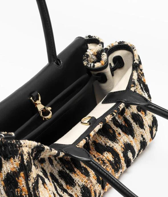 Chanel Small Shopping Bag Metiers D'Art 2026 (Pre-Order)