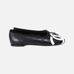 Load image into Gallery viewer, Chanel 2026 Coco Beach Cambon Black and White CC Logo Ballet Flats in Lambskin