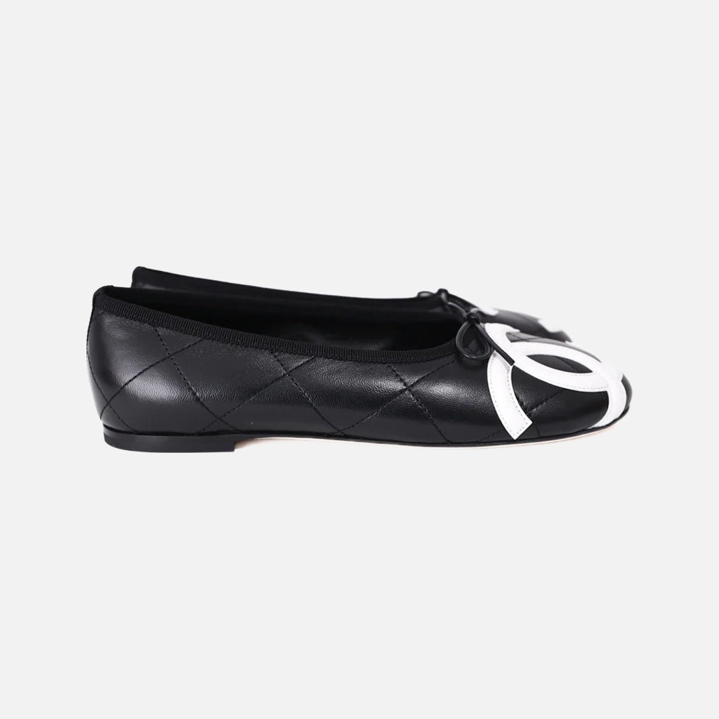 Chanel 2026 Coco Beach Cambon Black and White CC Logo Ballet Flats in Lambskin