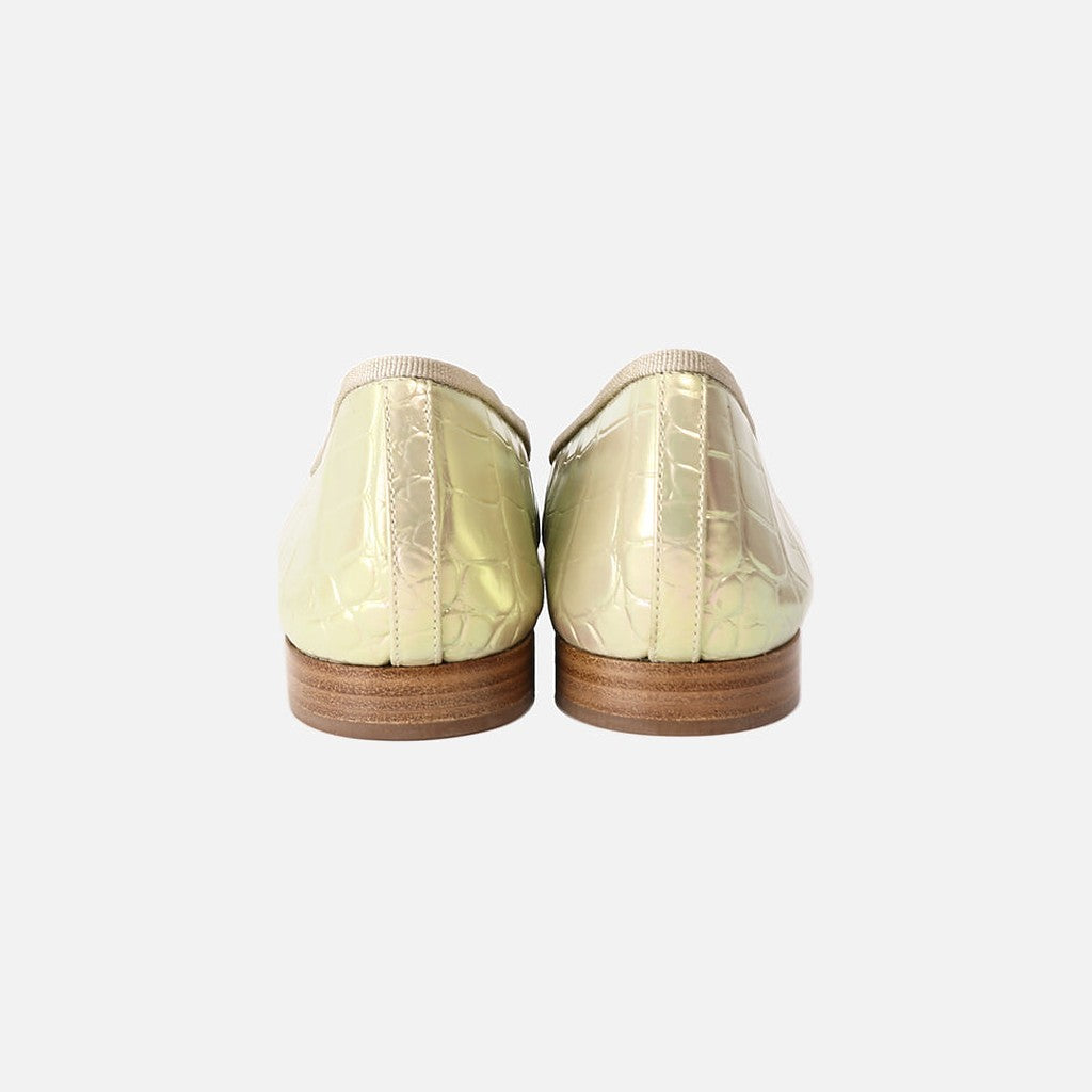 Chanel 26K Ballet Flats in Iridescent Gold Crocodile-Embossed Leather, heels