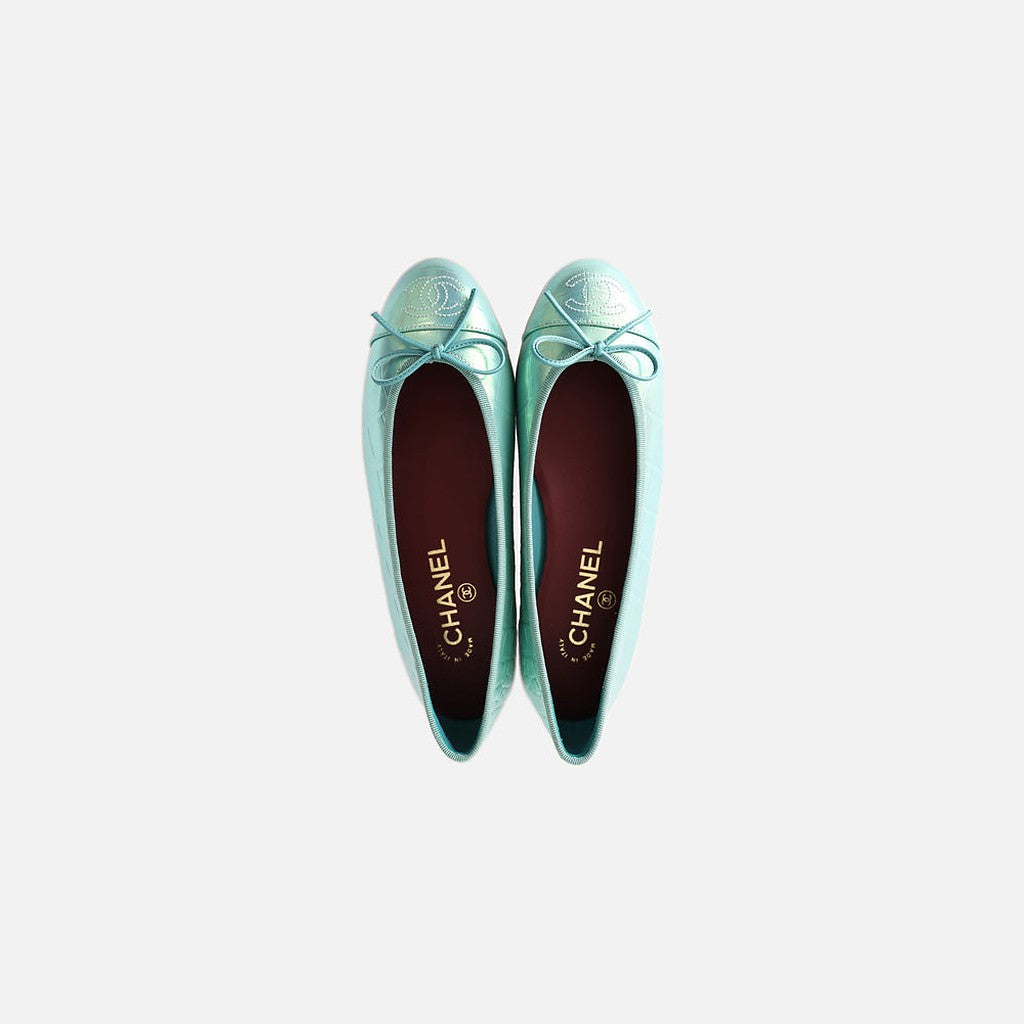 Chanel 26K Ballet Flats in Iridescent Turquoise Crocodile-Embossed Leather, inside