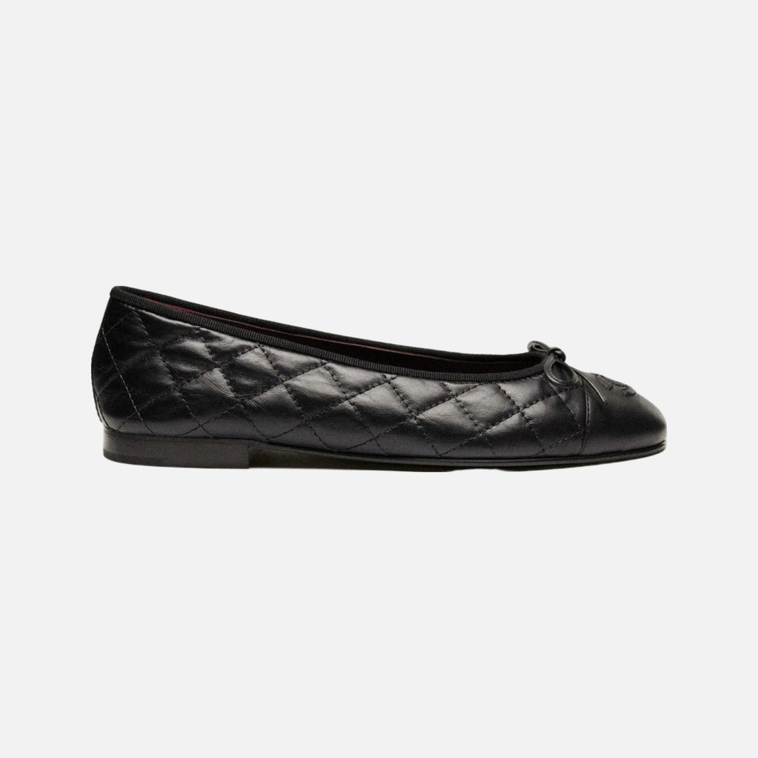 Chanel Black Quilted Leather Ballet flats