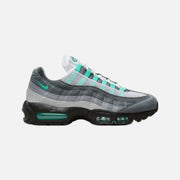 Nike Air Max 95 Hyper Turquoise sneaker with matte black midsole and 3M forefoot and heel panels
